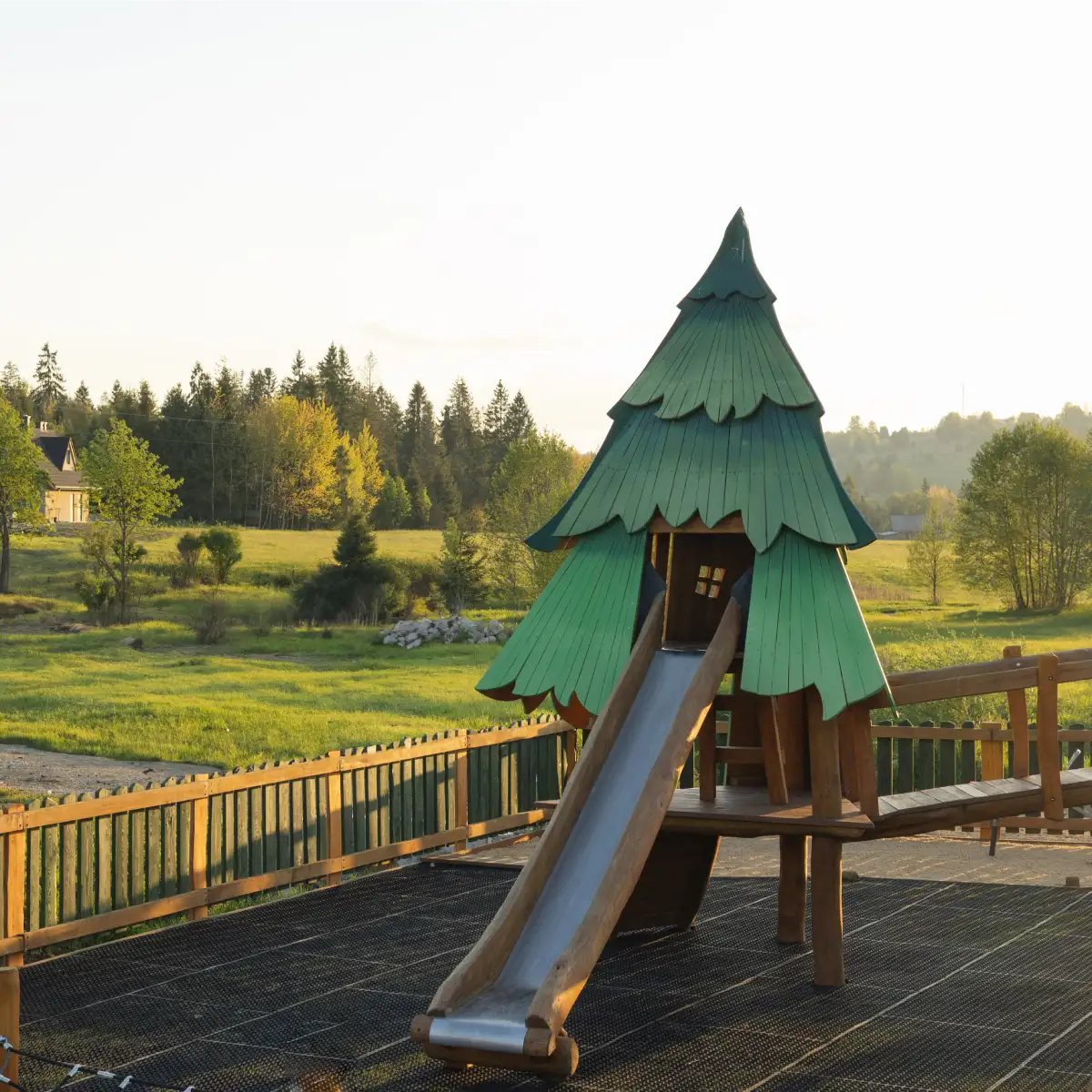 Plac zabaw Jagodowa Osada